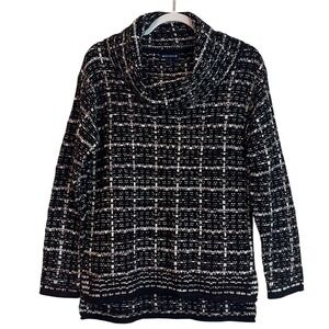 Architect Black and White Knit Sweater Mock Neck‎ Size M